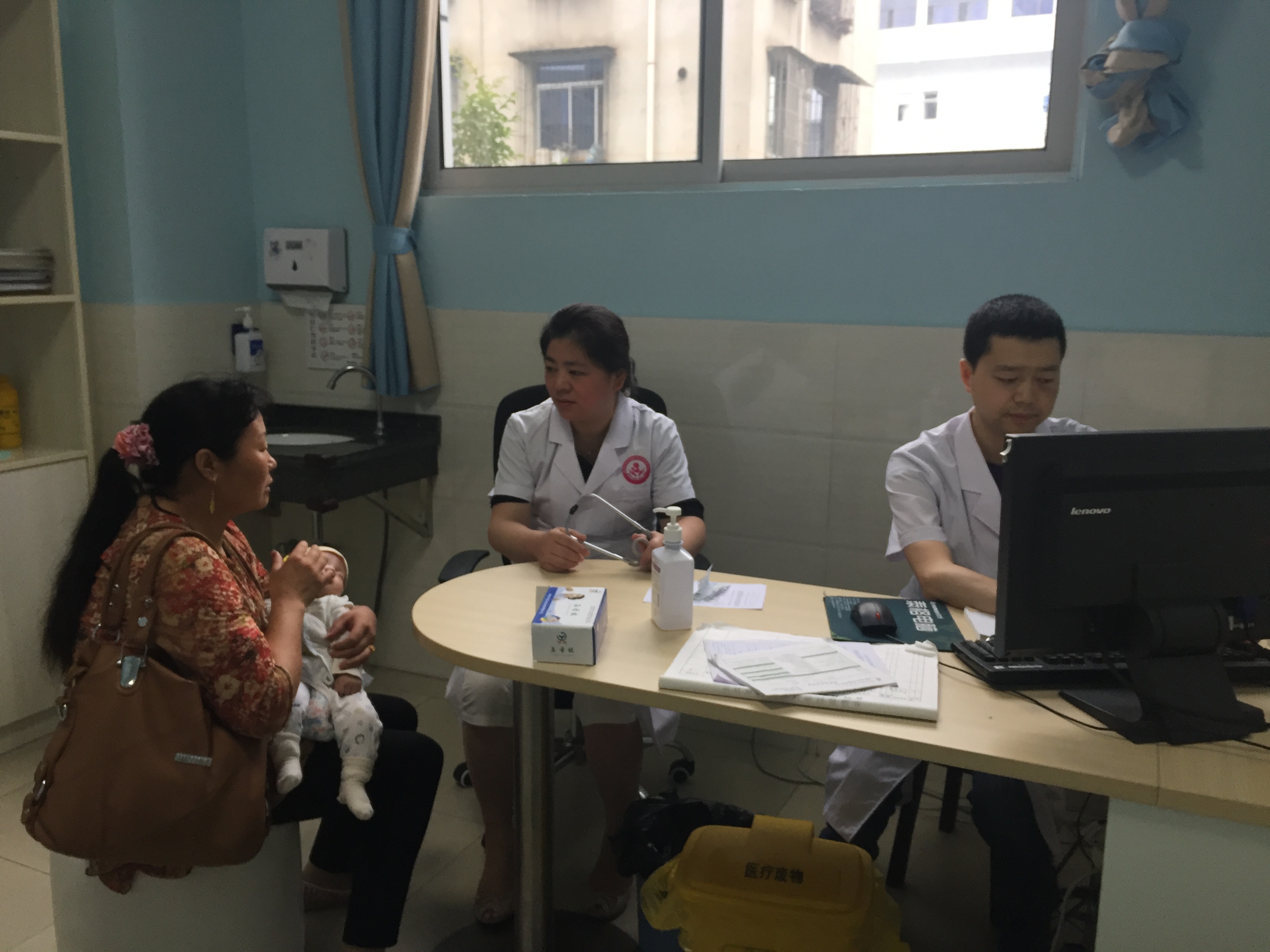 6.9青神妇幼陈丽洁延伸门诊.JPG