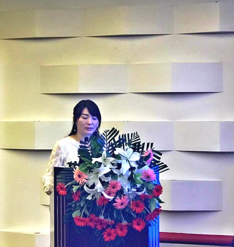 席娜.jpg