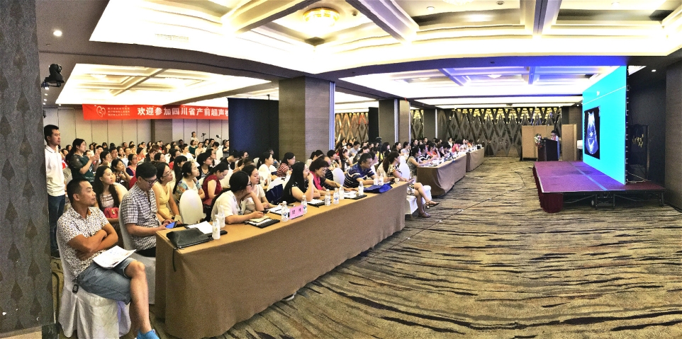 座无虚席.jpg
